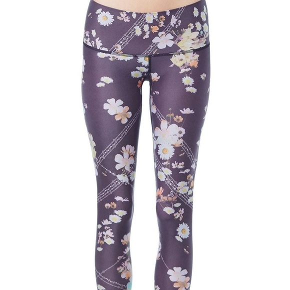 Teeki Floral Fox Leggings Size M Soft Pants - Picture 6 of 6